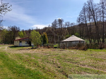 Rozostavaná chatka v rekreačnej oblasti Moravany nad Váhom - 15