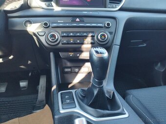 KIA SPORTAGE 1,6 T-GDi EXTRA M6 | jazdené - 15