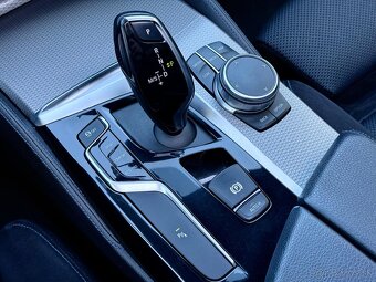 BMW 520d xDrive Touring M Sport - 15