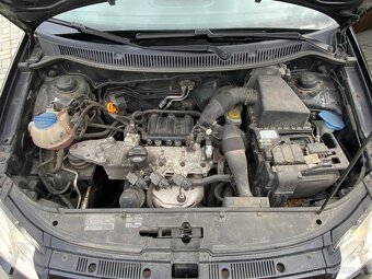 Volkswagen Polo - 15