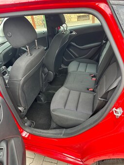 Mercedes-Benz B180 1.6i (90 kW / 122 koní), r.v. 08/2012 - 15