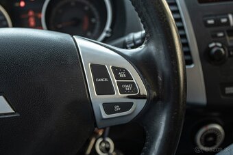 Mitsubishi Outlander 2.0 DI-D 4x4 103 kW, 2009 - 15