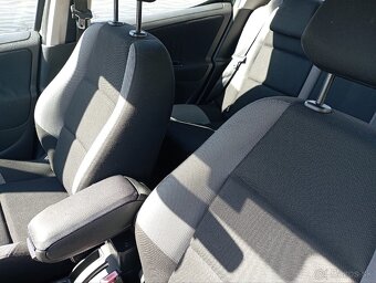 Peugeot 207 1,4i - 15
