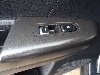 Kia Sportage 1.7 CRDi 85kW 1x maj.4x letní pneu,pěkná výbava - 15