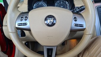 Jaguar XK Convertible 4,2  219Kw - 15