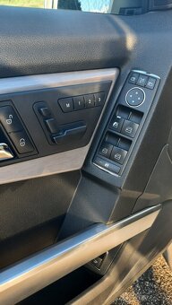 Predám  Mercedes-Benz GLK 320 CDI 4MATIC A/T - 15