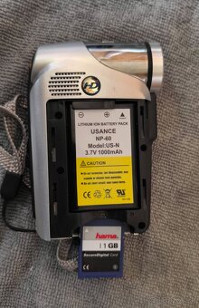 Predám digitálny fotorámik Jaytech s kamerou Aipyek - 15
