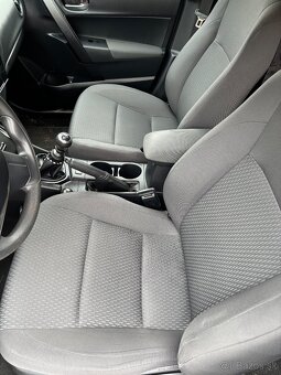 Predám Toyota Corolla - 15