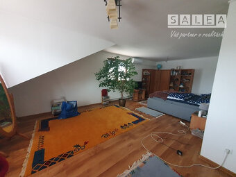 Zaujímavý 4-izbový Rodinný dom (1167m2) Vodárenská Piešťany - 15