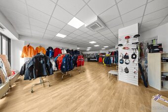 REZERVOVANÉ - EXKLUZÍVNY obchodný priestor v Bratislave na p - 15