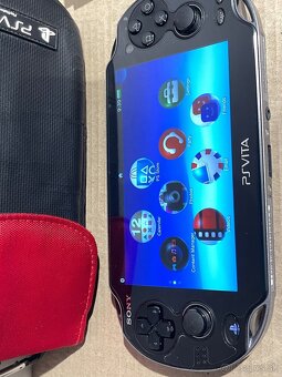 PS VITA PCH-1004 OLED displej -folia +8GB - 15