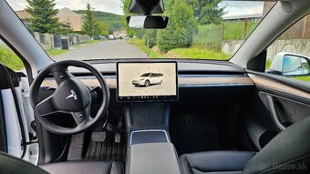 Tesla Model Y SUV 378kw Long Range 99 900km, dual motor 4x4 - 15