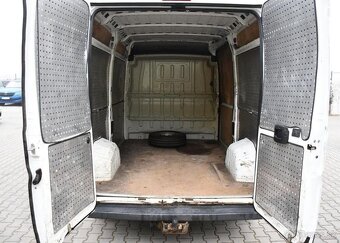 Peugeot Boxer 2.2HDi TAŽNÉ ČR PO SERVISE nafta manuál 96 kw - 15