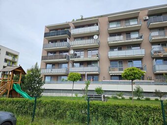 Predaj 2 izb. priestranného bytu s terasou v Stupave, Cement - 15
