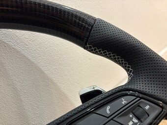 AUDI KARBON ŠPORTOVÝ PERFOROVANÝ ZKOSENY VOLANT - 15