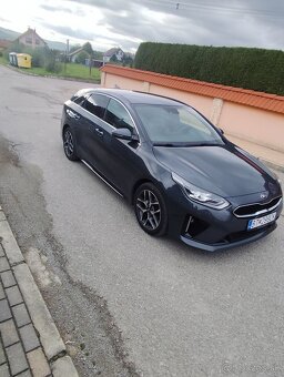 Kia ProCeed 1.4 T-GDi GT-Line automat - 15