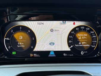 Volkswagen Golf 8 2.0 TDI 2024, zaruka do 06/2026 - 15