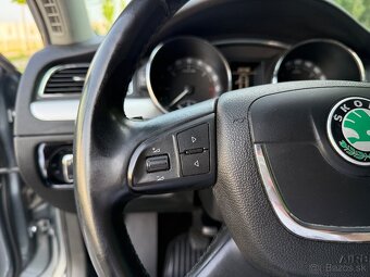 Škoda Superb Combi 2.0 TDI CR 140k Elegance - 15