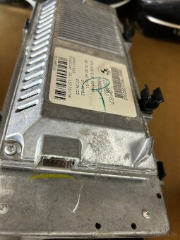 BMW  display F01-F02-F07-F10-F11-F30-F31-E90-91-92-93-E60-65 - 15