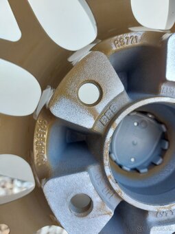 Porsche SportClassic 2, 5x130R18 - 15