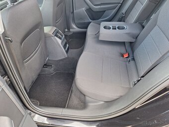 Škoda Octavia Combi 2.0TDi DSG - 15