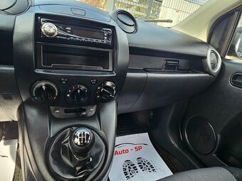 MAZDA 2 1.4i 82000km - 15