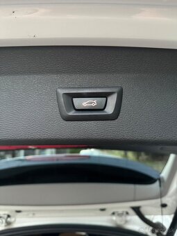BMW X1 18D Xdrive A/T Slovák 2/2022 - 15
