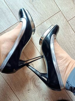 Versace originál čierne vysoké poltopánky z pravej kože 38.5 - 15