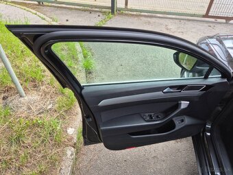Volkswagen Passat Variant 2.0 TDI BMT Comfortline DSG - 15