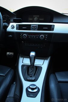 BMW Rad 3 Touring 320 d A/T - 15