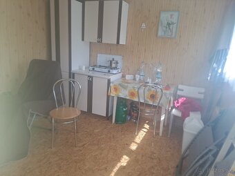Záhradná chatka so záhradkou Nová Dubnica 200 m2 - 15