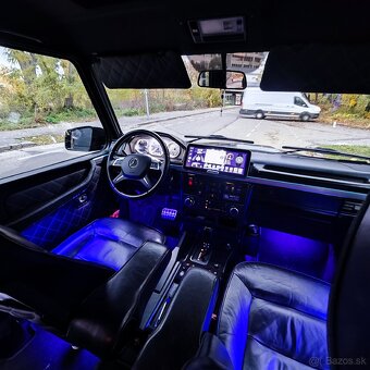 Mercedes G 300GE - 15