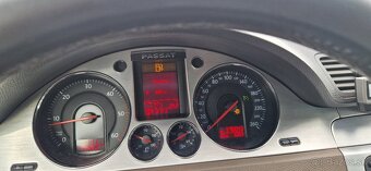 Predam Volkswagen Passat Variant 2.0 TDI 103 KW DSG - 15