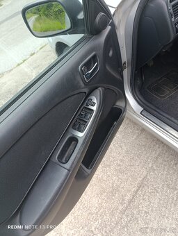 Toyota Avensis 2.0 diesel 81kw 2003 - 15