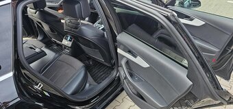 AUDI A4 avant   S line  110kw M6 - 15