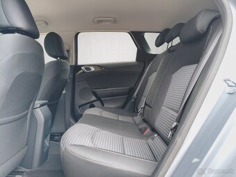 Kia Ceed SW 1.5 T-GDi M6 GOLD - 15