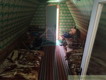 Dvojpodlažná chatka v tichej chatovej oblasti nad obcou Mo - 15