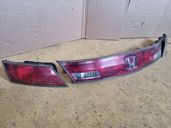 Honda Civic VIII UFO zadné svetlo - 15