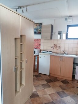 Ubytovanie len v apartmánoch. - 15