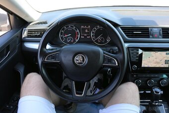 Škoda Superb 1.4 TSI AT7 Ambition - 15
