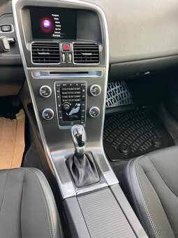 Volvo XC60 Automat 2.0 140kW SUV - 15