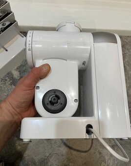 Bosch mum 4880/08 kuchynský robot 600w - 15