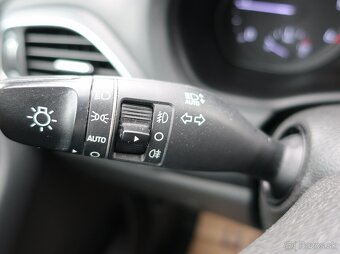 Hyundai i30 FB 1.6CRDi 100kW TAŽNÉ ČR 1MAJITEL SERVISKA - 15