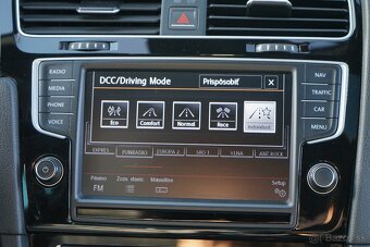 Golf R Mk7 – 385 PS – DSG – TOP výbava – 4M - 15