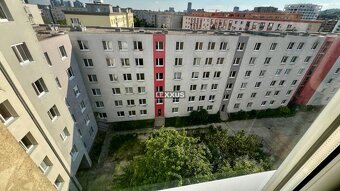 | útulný zariadený 1-izb. byt s terasou, širšie centrum BA I - 15