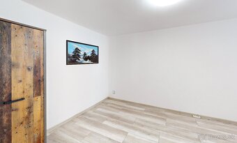 NOVÁ CENA rodinný dom s 2 bytovými jednotkami + bazén - 15
