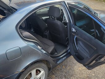 Predám škodu octavia 2  1.9tdi - 15