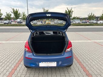 Hyundai I20 1.2i 63kw koup. ČR naj. jen 26 tisíc - 15