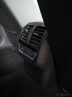 Volkswagen Passat Variant 2.0 TDI EVO Elegance DSG - 15