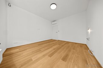 Predaj 4 izb. bytu v Cubicone, parking, pivnica, loggia - 15